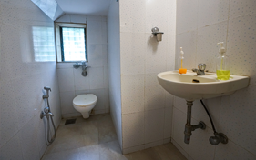 krushnai-holidays-Accommodation-_Wash2